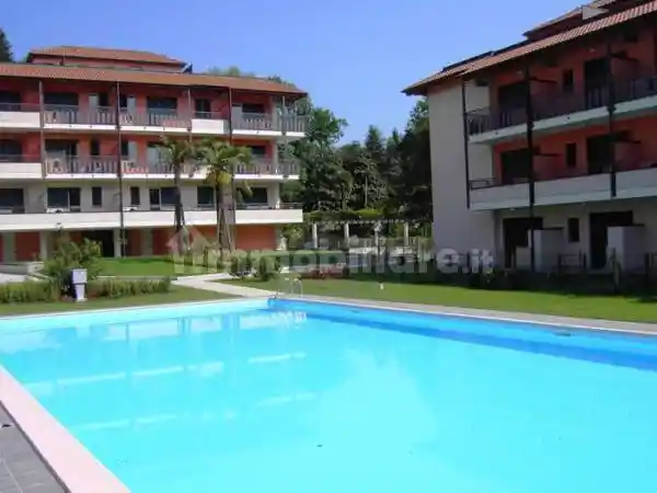 Appartamento in vendita a Leggiuno