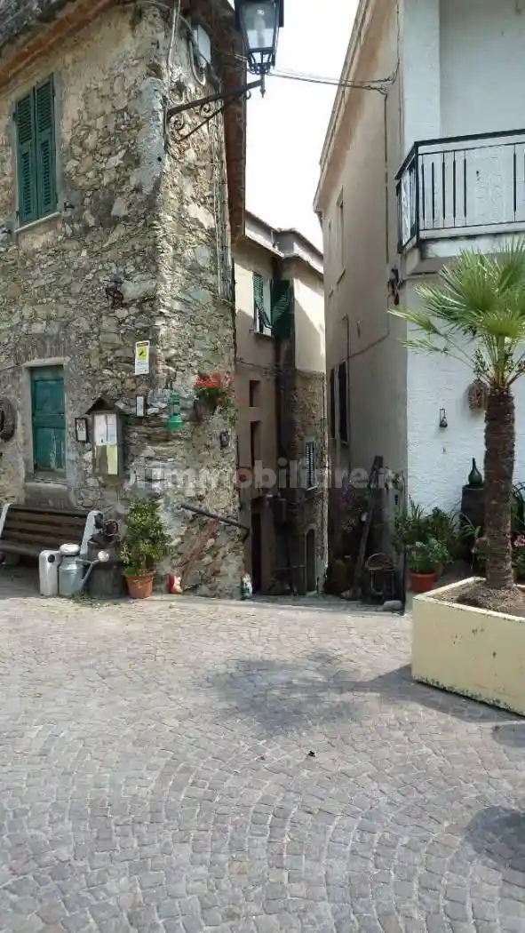 Appartamento in vendita a Pietra Ligure