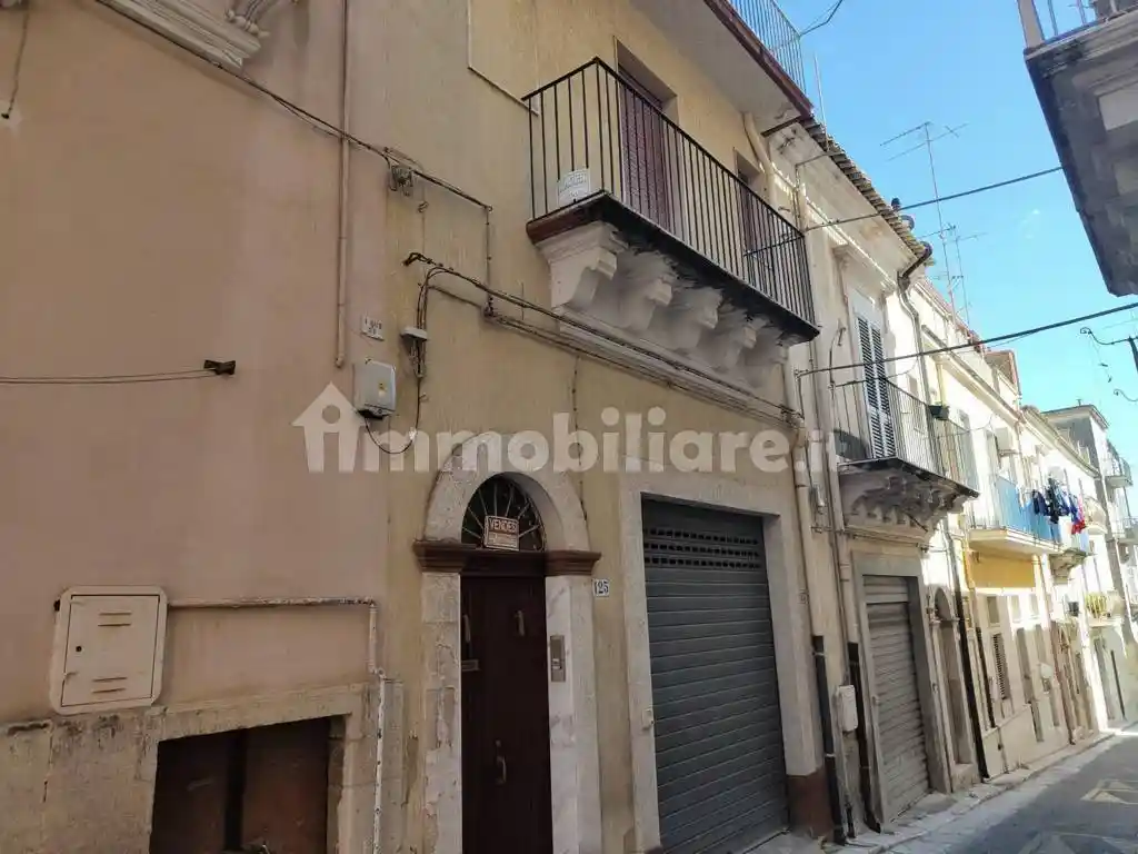 Casa indipendente in vendita a Ragusa