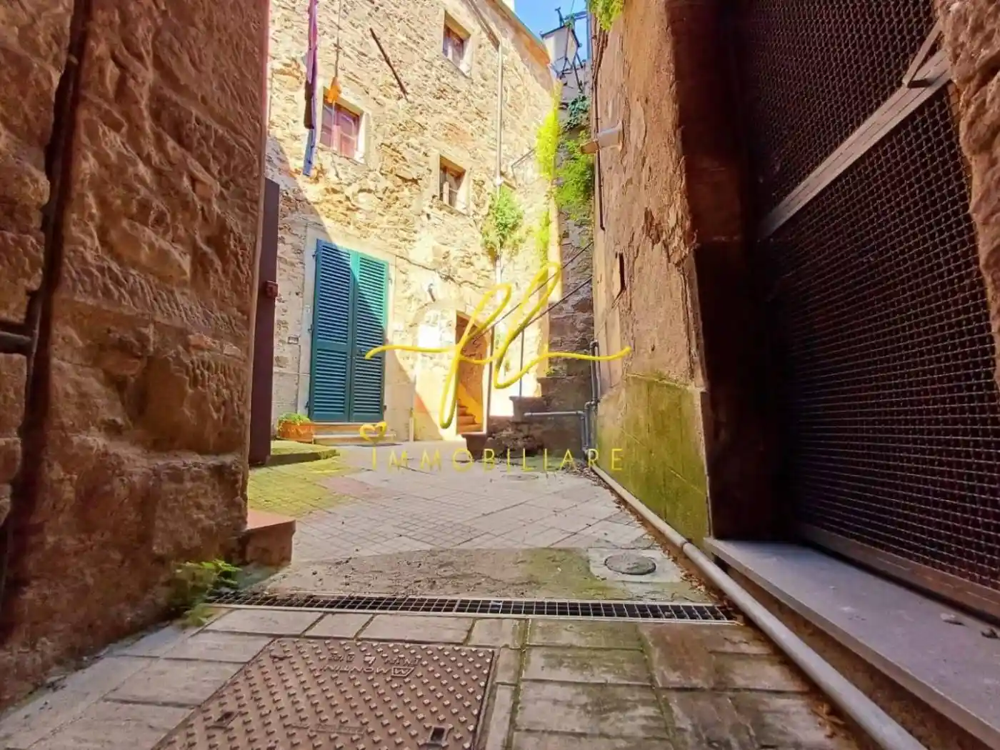 Appartamento in vendita a Montecatini Val di Cecina