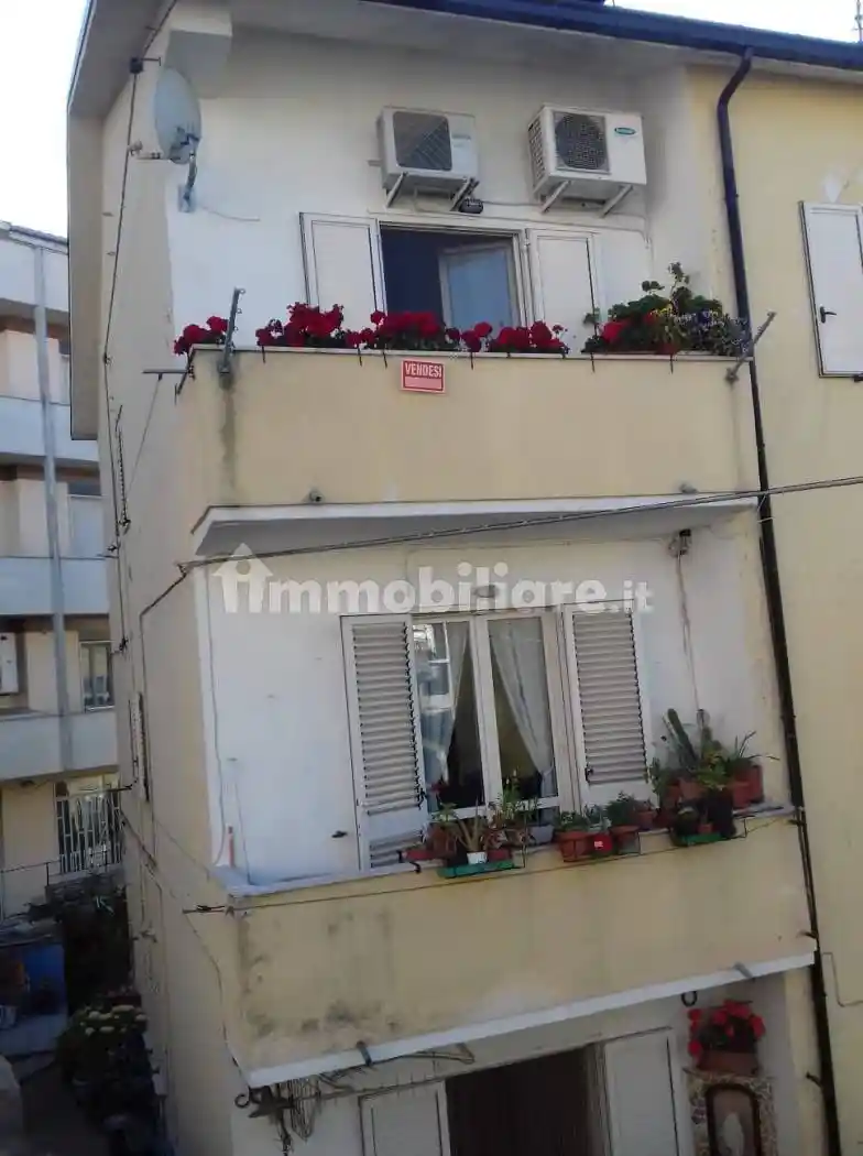 Trilocale via Occidentale 44, Centro, Guardiagrele - foto 2