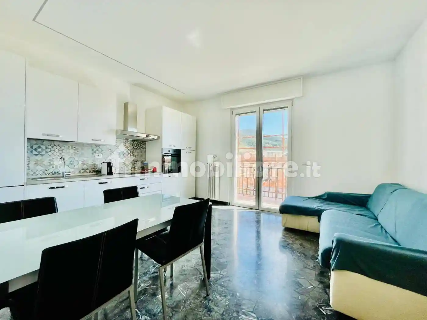 Appartamento in vendita a Varazze