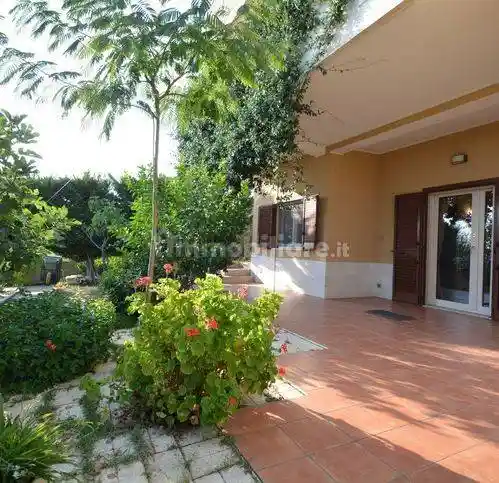 Terratetto unifamiliare via Cosimo Venezia, Montescaglioso - foto 2