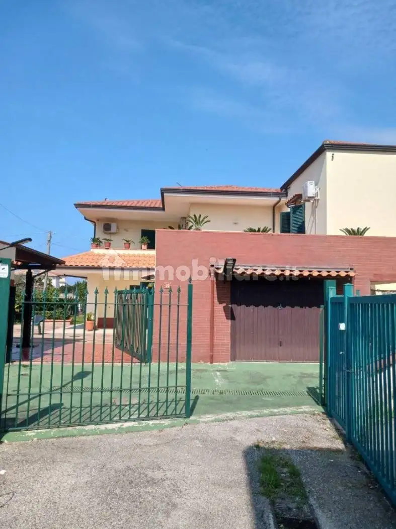 Villa in vendita a Capaccio Paestum