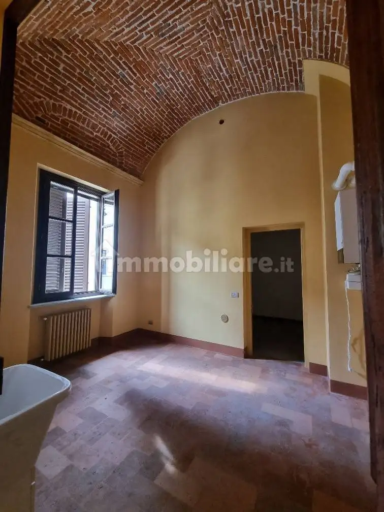 Palazzo - Edificio in Affitto - foto 4