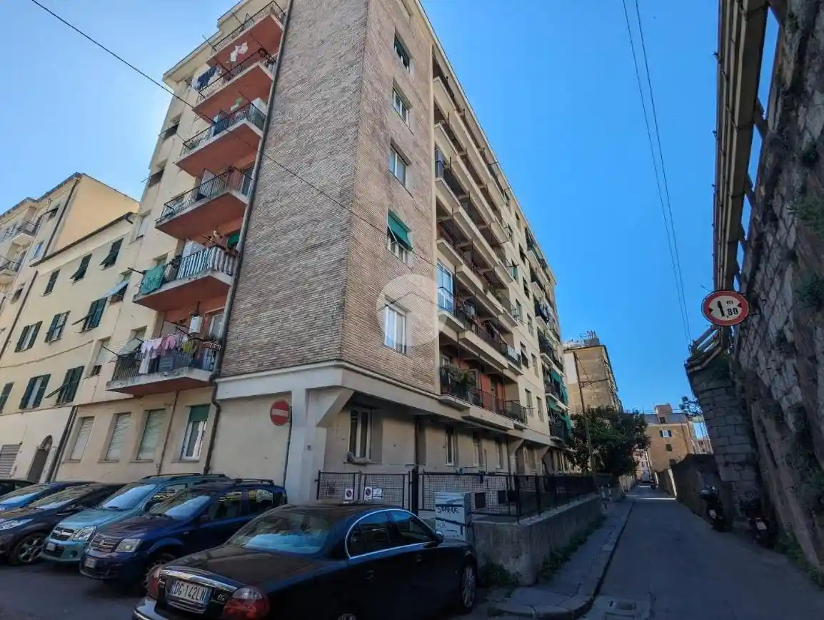 Appartamento in vendita a Genova