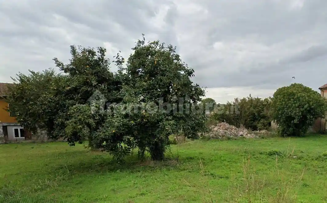 Terratetto unifamiliare 790 m², da ristrutturare, Gerbido - Mortizza, Piacenza - foto 2