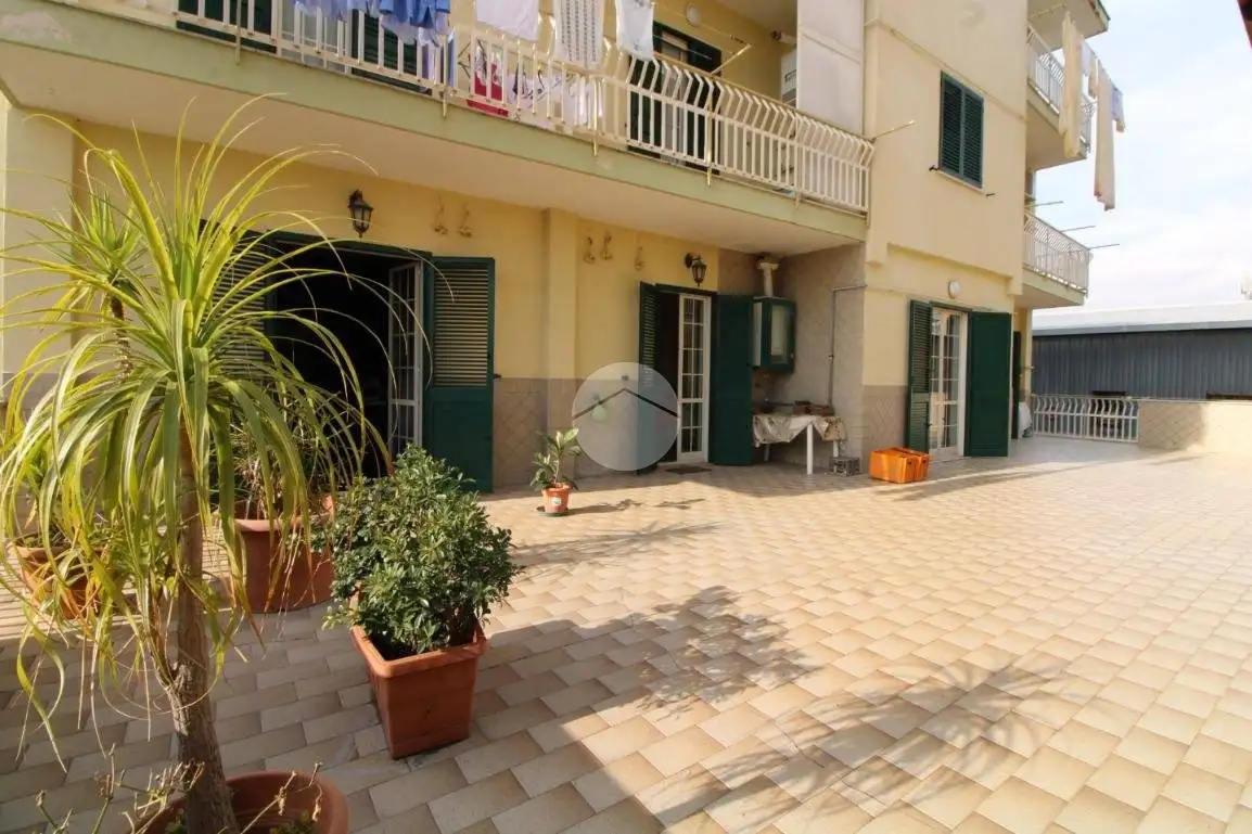 Appartamento in vendita a Napoli