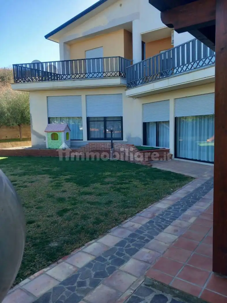 Villa in vendita a Calopezzati