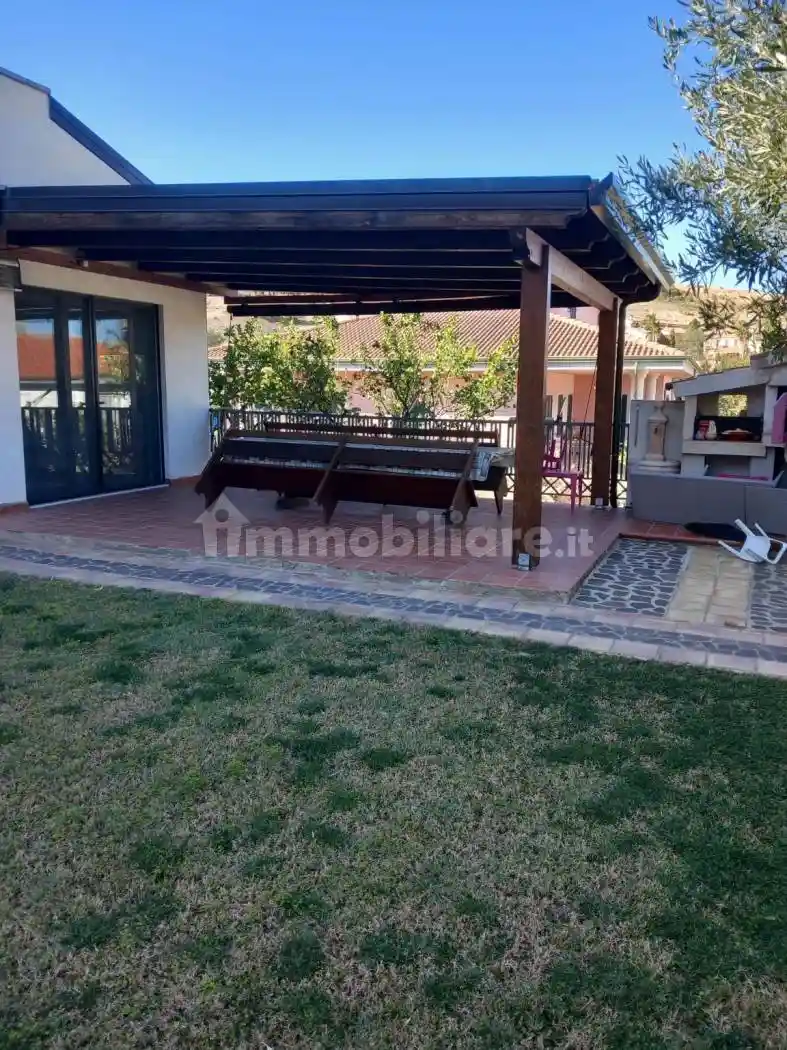 Villa unifamiliare via 25 Aprile, Calopezzati - foto 2