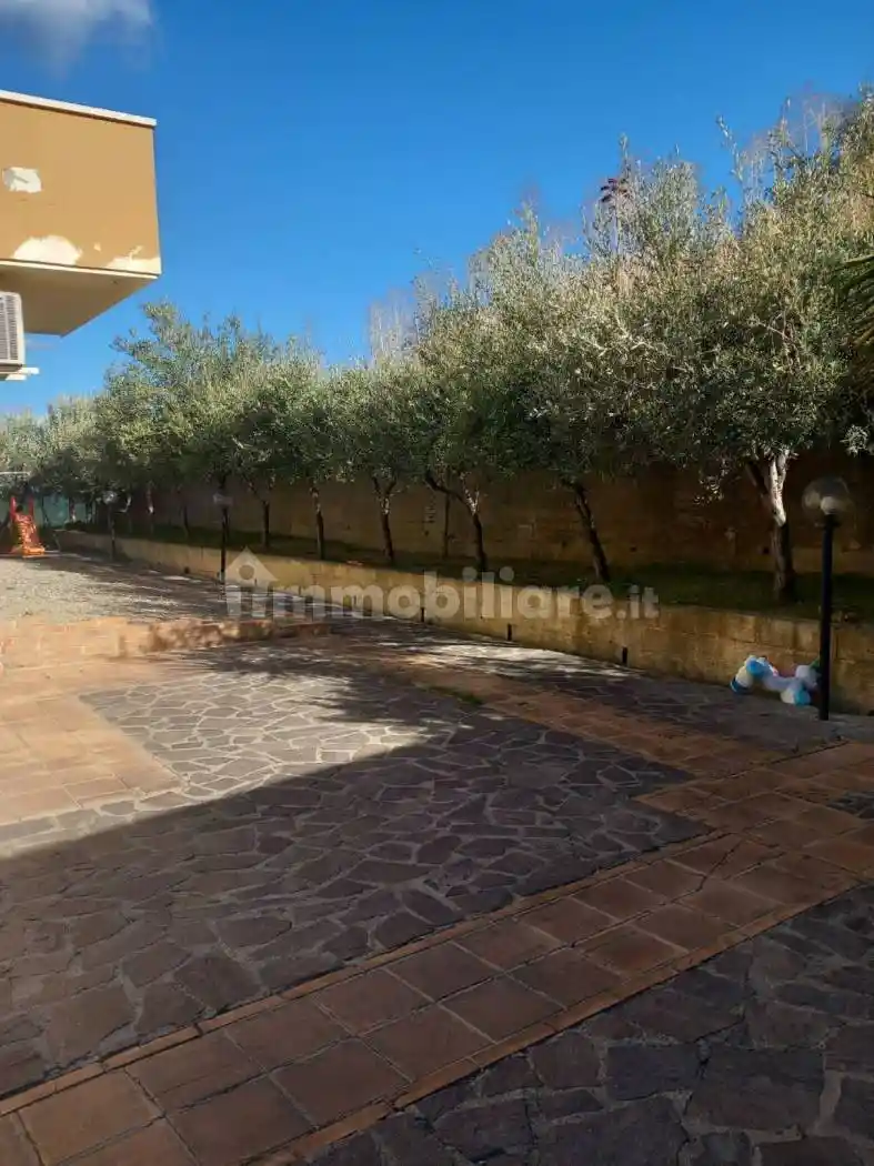 Villa unifamiliare via 25 Aprile, Calopezzati - foto 4