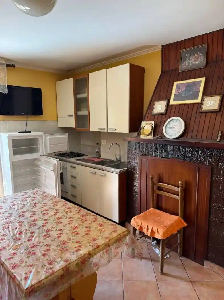 Palazzo - Edificio in vendita a Poggio Bustone