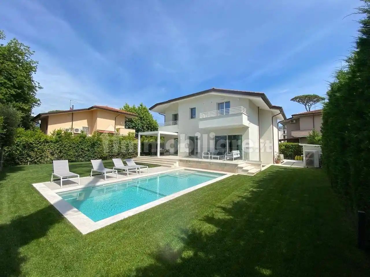 Villa in affitto a Pietrasanta