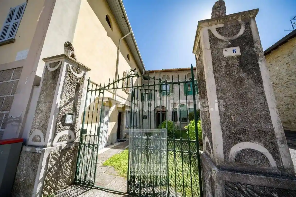 Terratetto plurifamiliare piazza iv novembre, Ravellino, Colle Brianza - foto 2