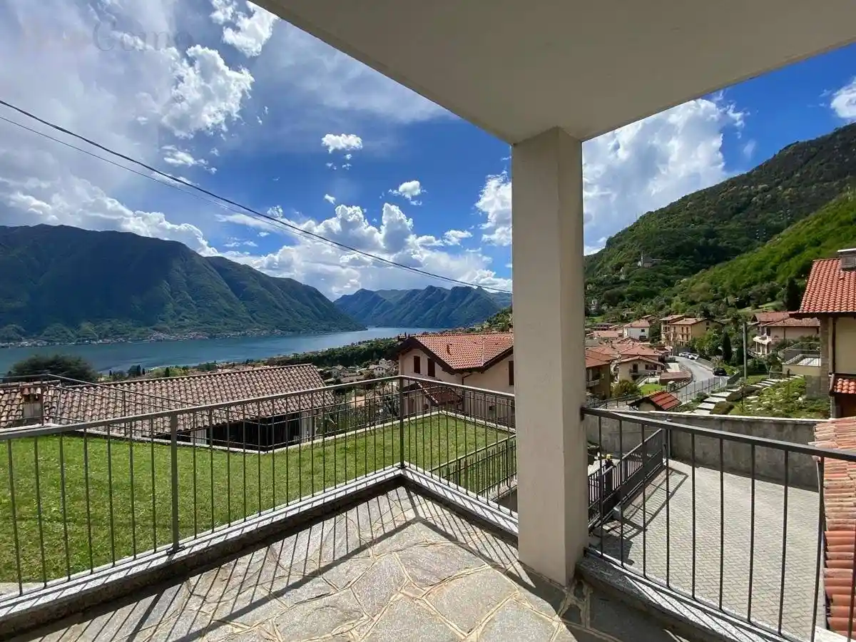 Appartamento in vendita a Tremezzina