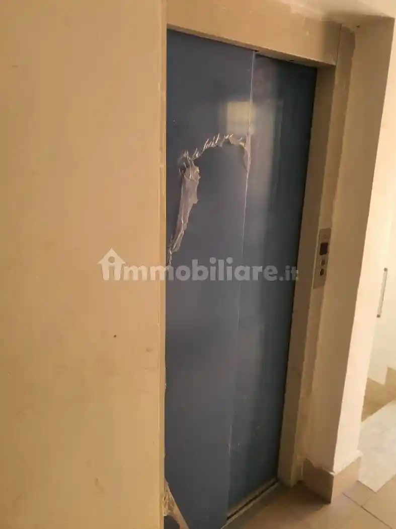 Palazzo - Edificio in Vendita - foto 2