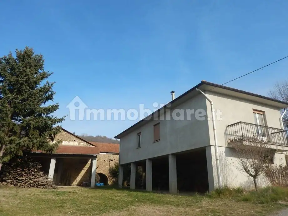 Rustico - Casale in vendita a Perletto