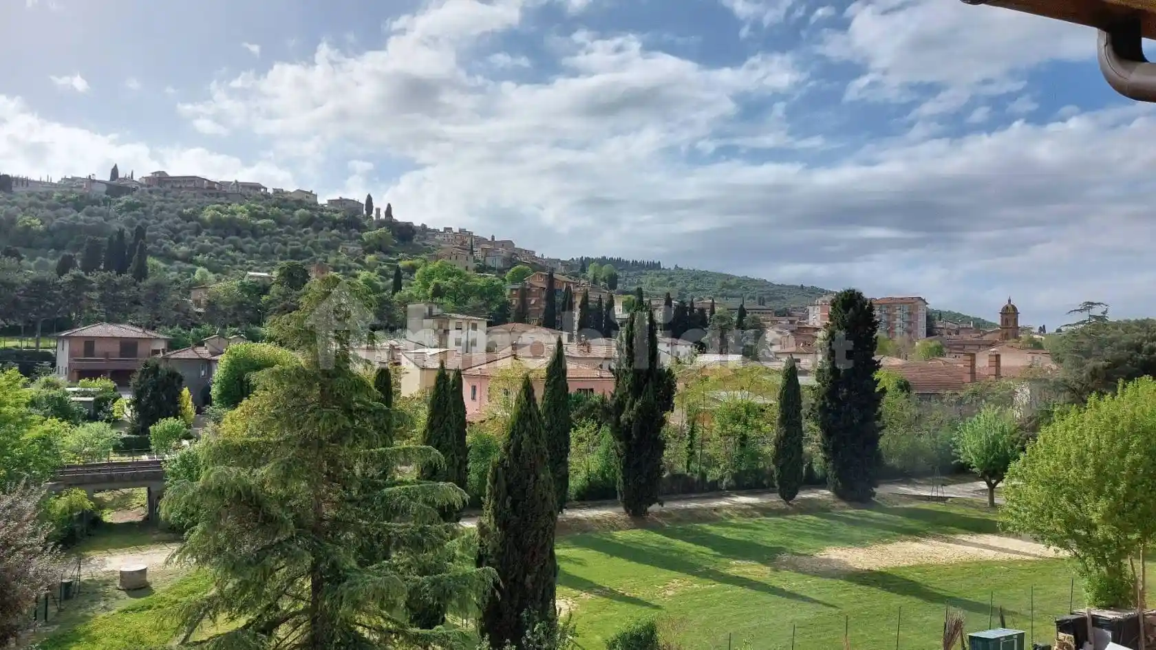 Appartamento in vendita a Sinalunga