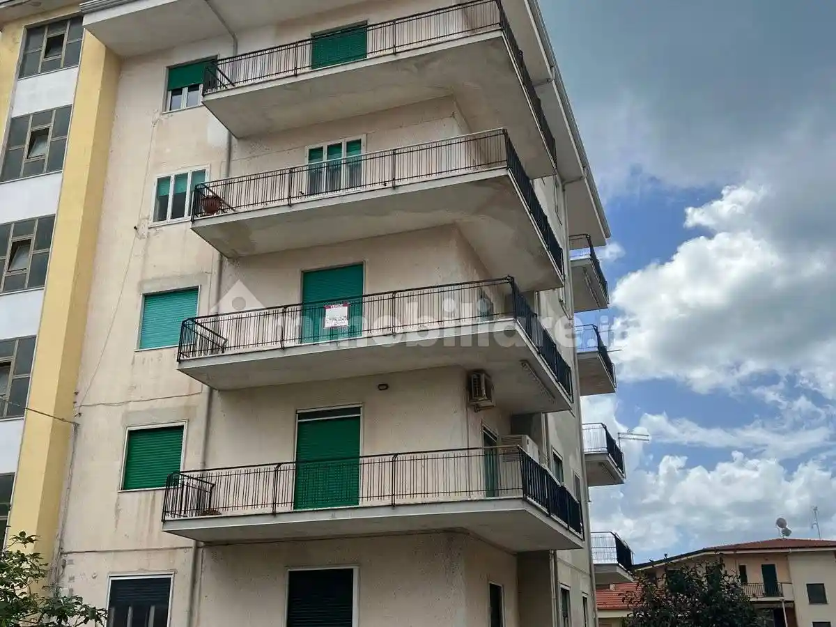 Trilocale via Lava Gaenza , 35, Centro, Amantea - foto 2