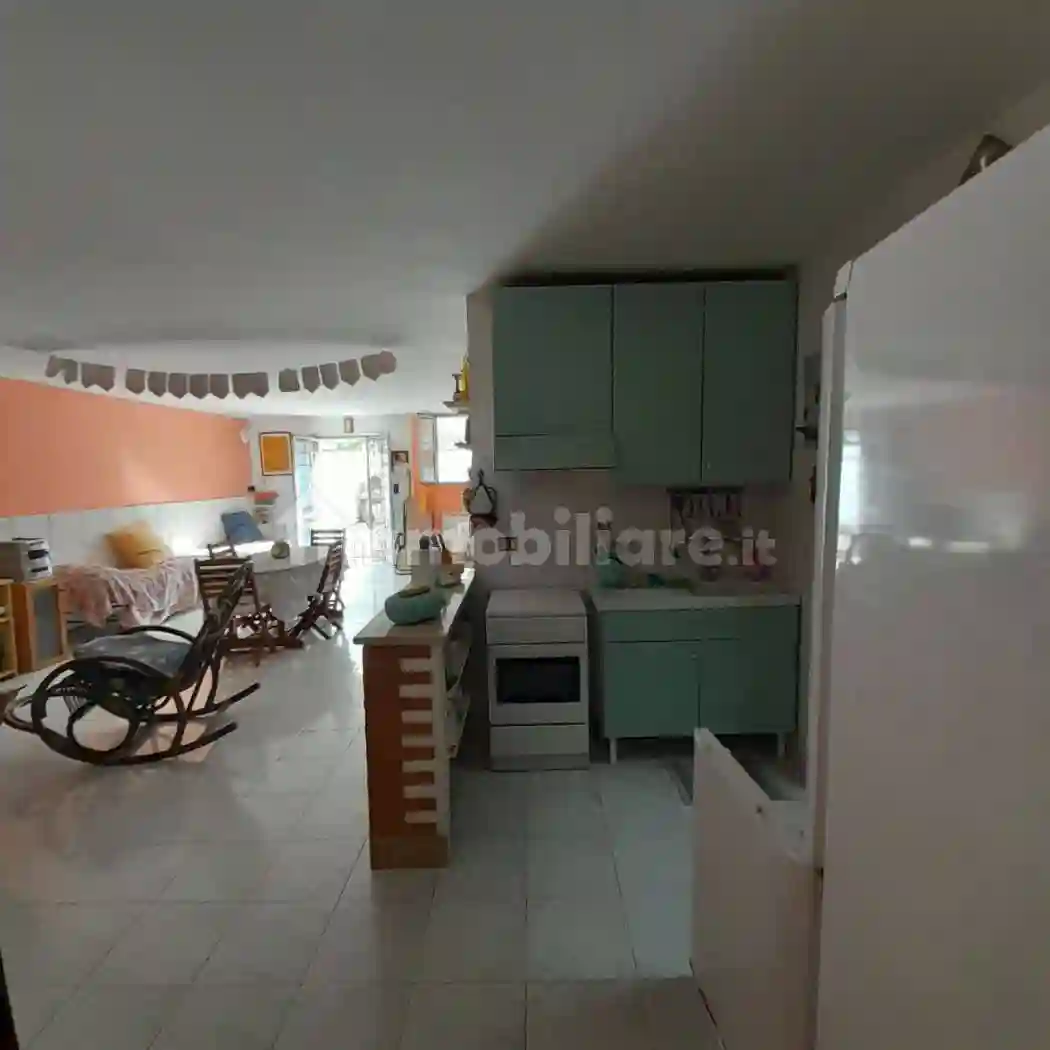 Villa unifamiliare via Brenta 24, Tor San Lorenzo - Nuova California, Ardea - foto 4