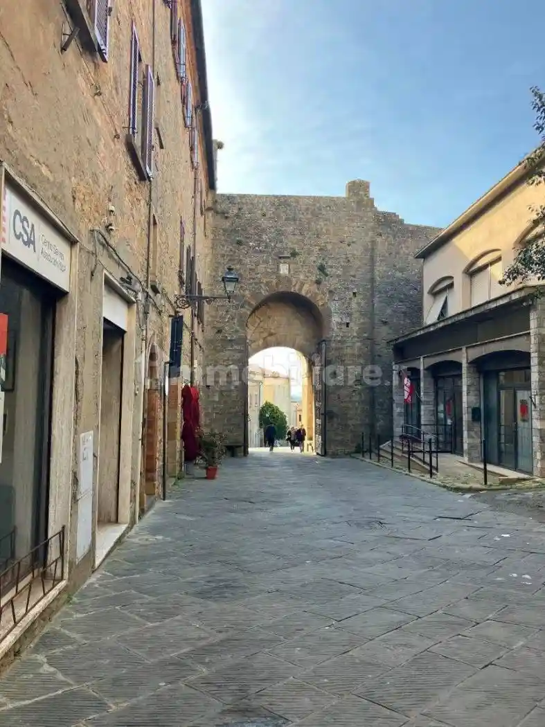 Appartamento in vendita a Volterra