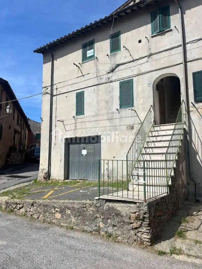 Appartamento in vendita a Allumiere