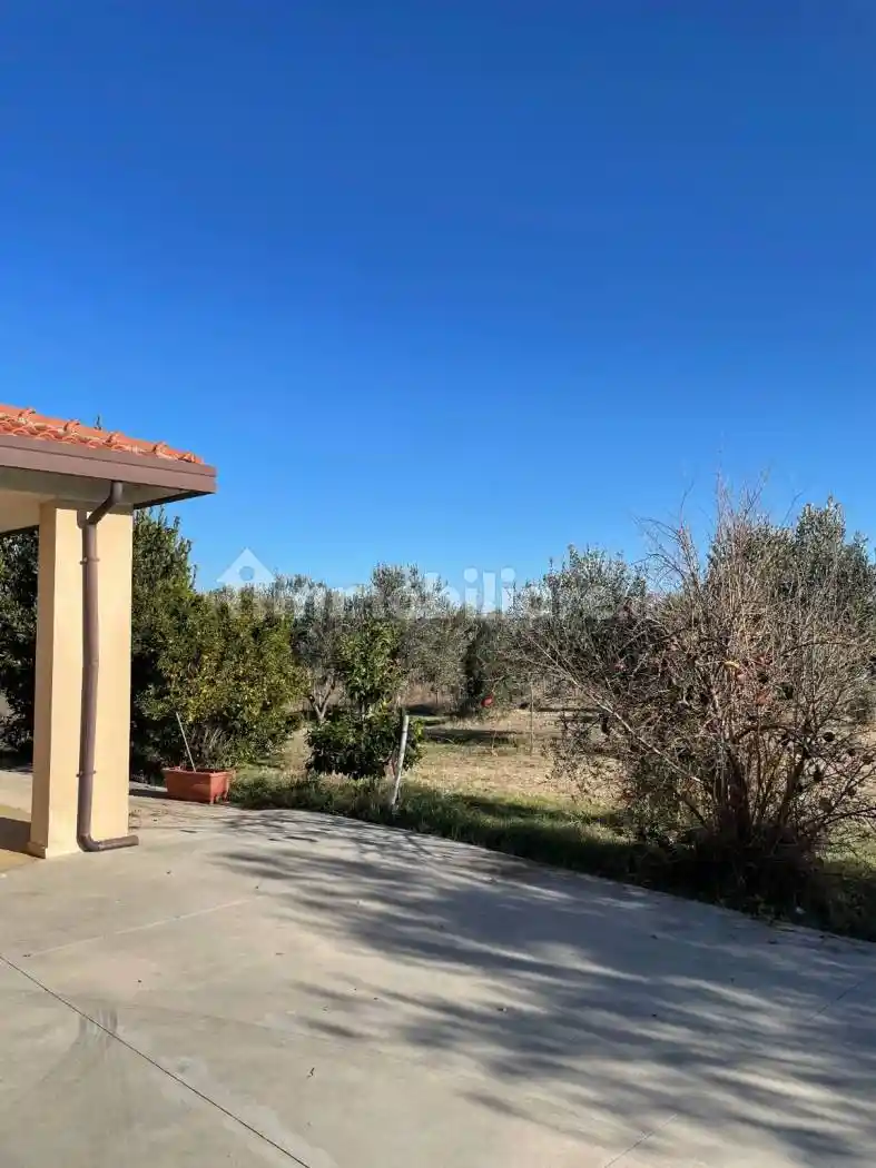 Villa unifamiliare Contrada Sterpari del Garda, Rocca San Giovanni - foto 2