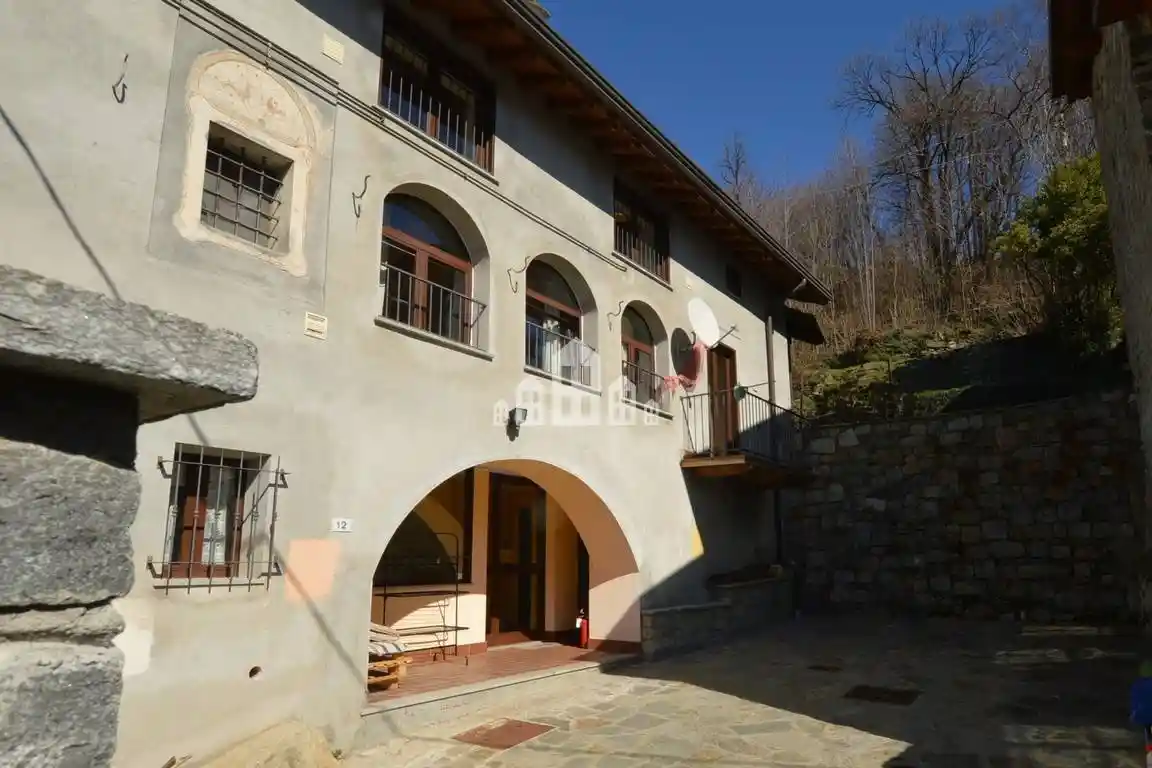 Quadrilocale via Bora 12, Brosso - foto 2