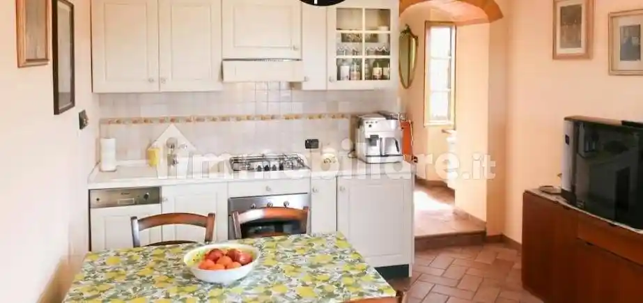 Appartamento in vendita a Monticiano