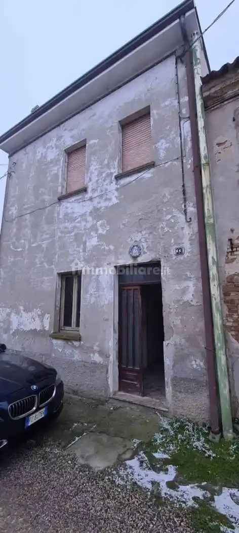 Casa indipendente in vendita a Mantova