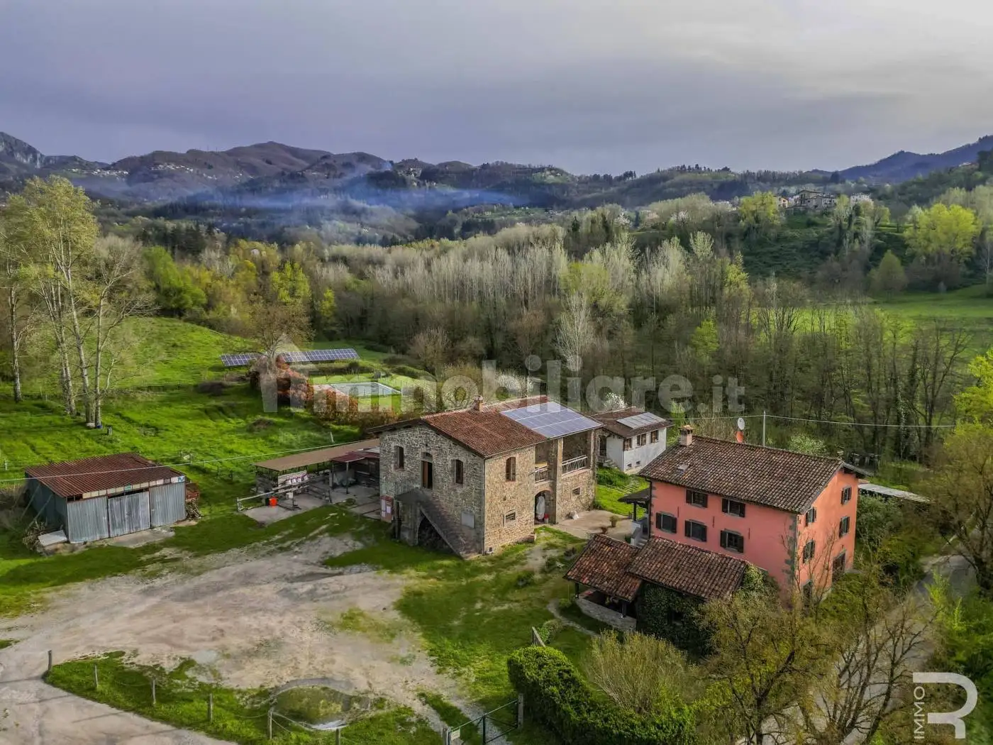 Rustico - Casale in vendita a Castiglione di Garfagnana