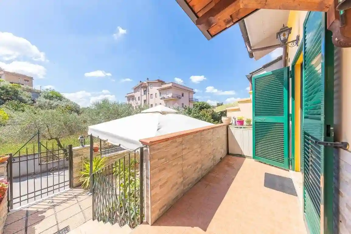 Villetta a schiera - foto 2