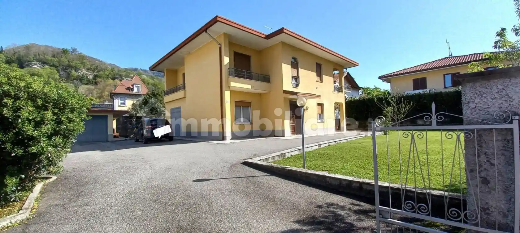Villa in vendita a Cittiglio