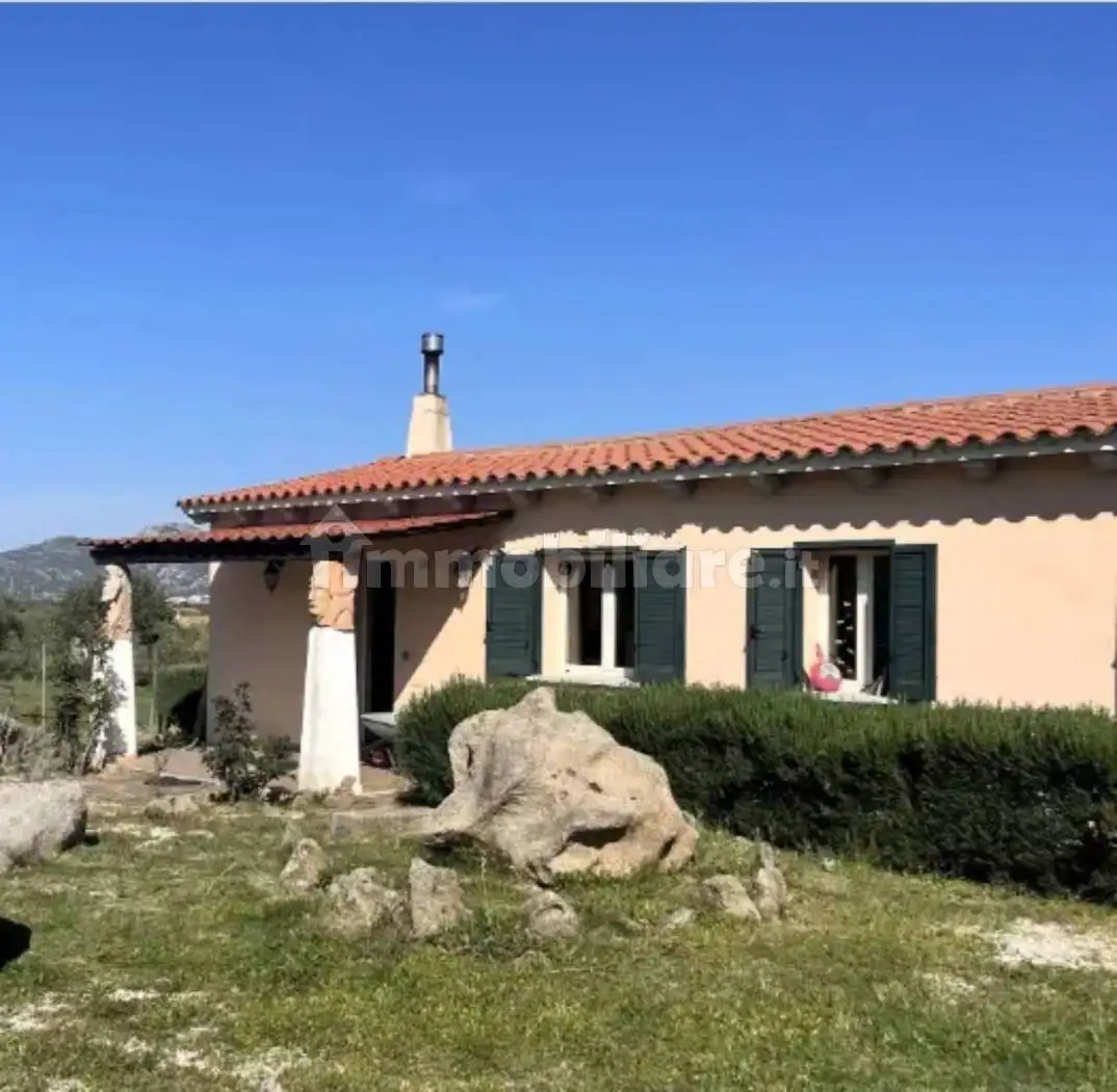 Villa in vendita a Olbia