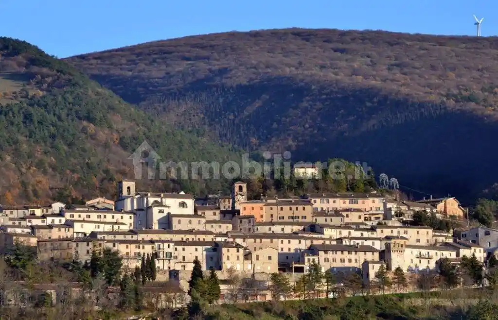 Appartamento in vendita a Fossato di Vico