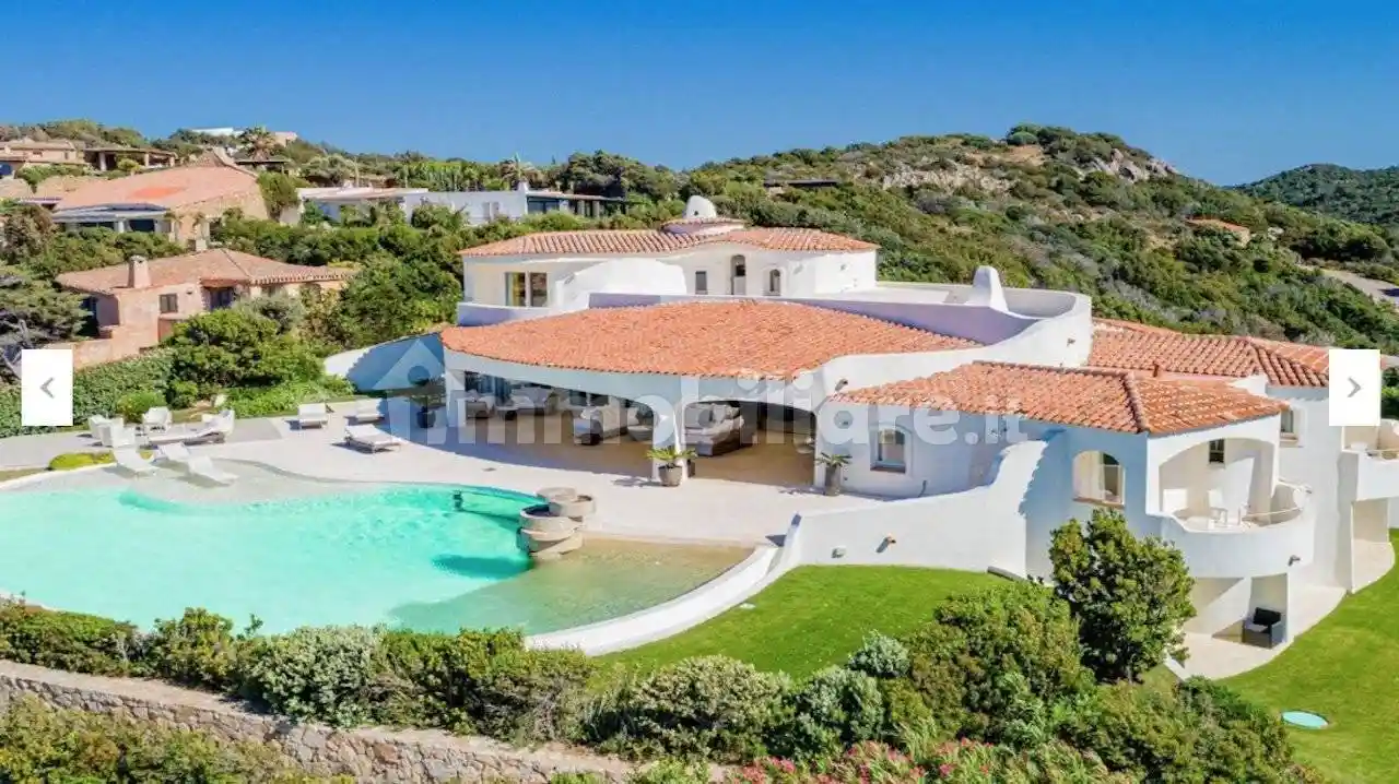 Villa in vendita a Arzachena