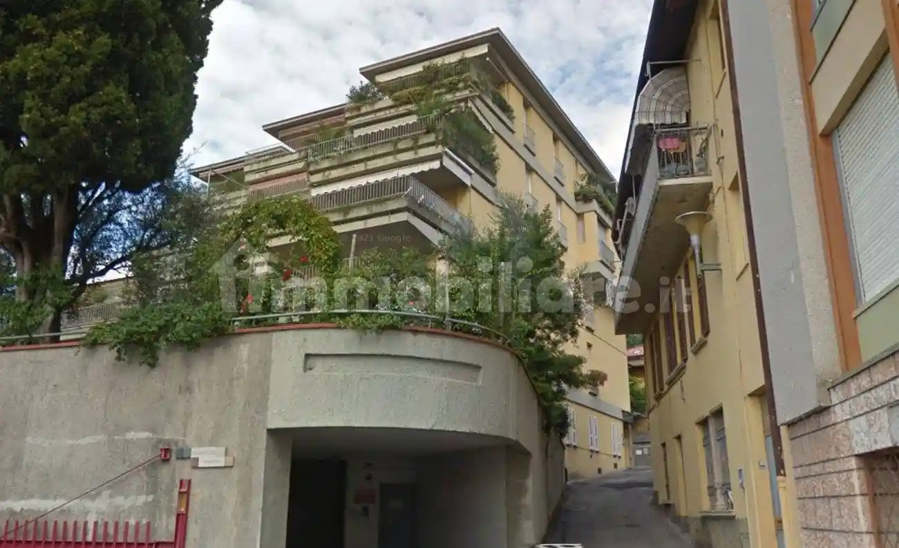 Appartamento in vendita a Salò