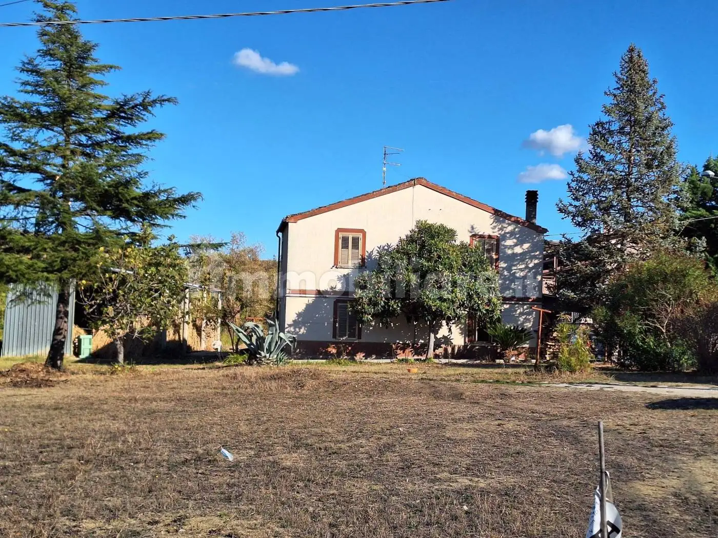 Casa indipendente in vendita a Loreto Aprutino