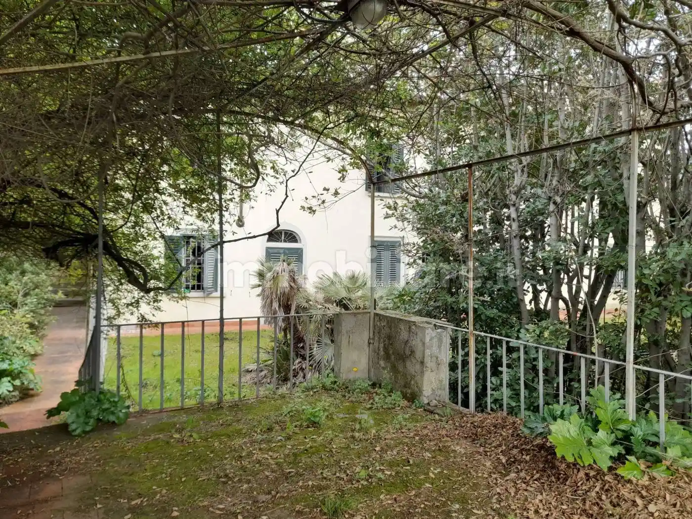 Villa in vendita a Sesto Fiorentino