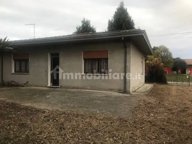 Villa in vendita a San Pietro Viminario