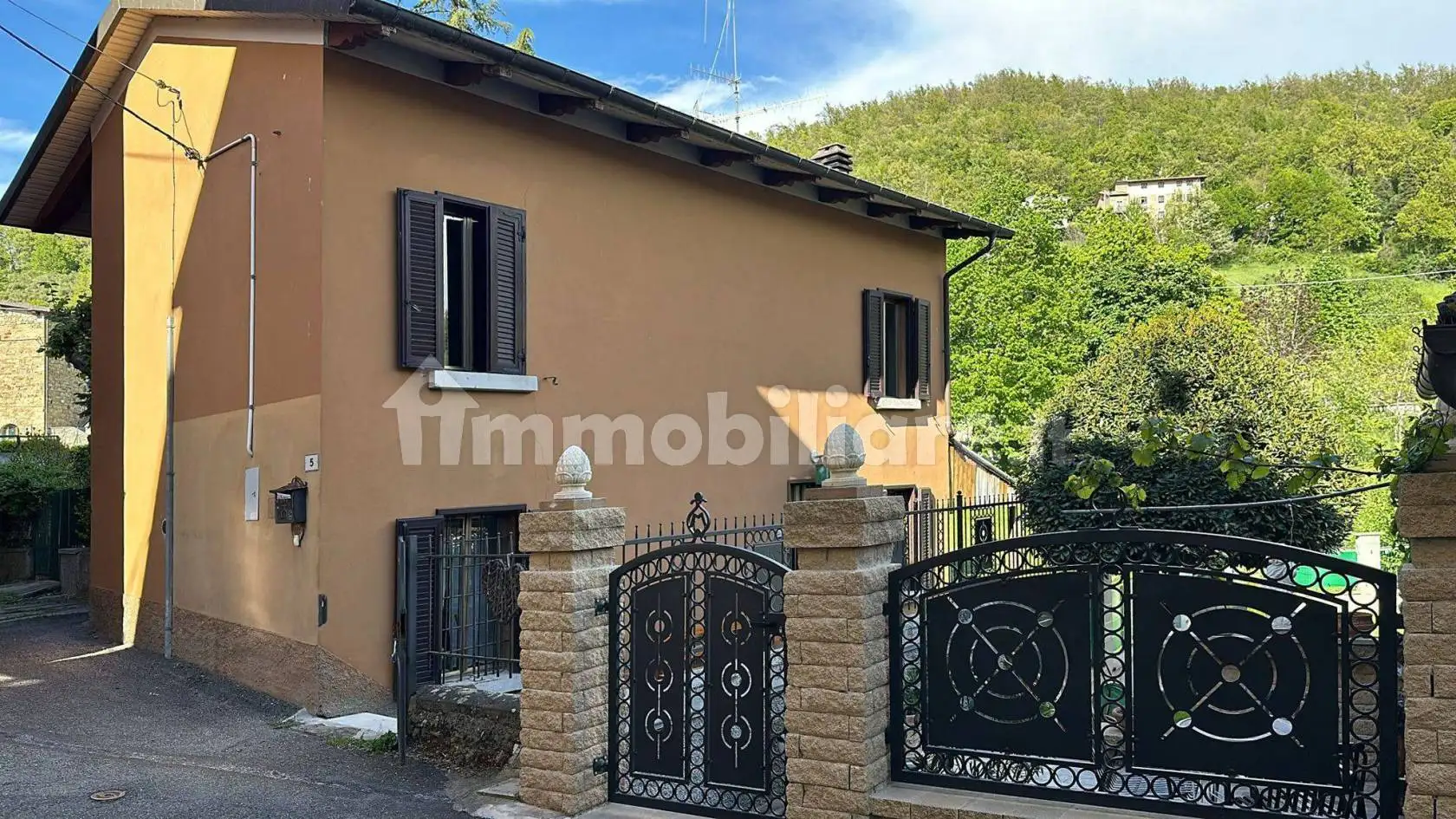 Rustico - Casale in vendita a San Benedetto Val di Sambro