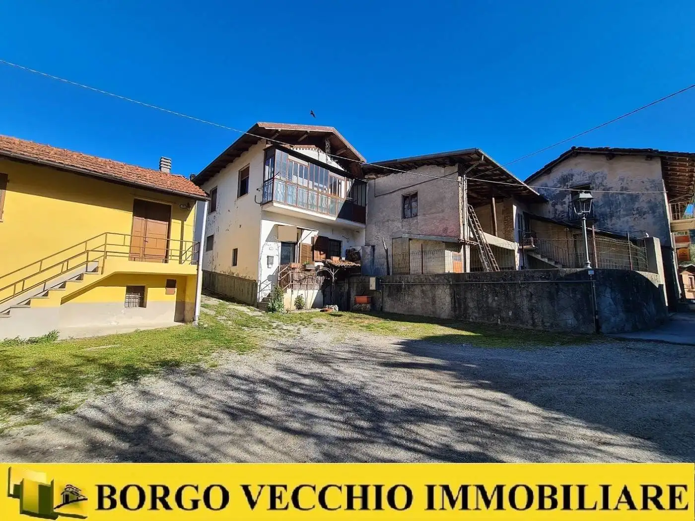 Villa in vendita a Moiola