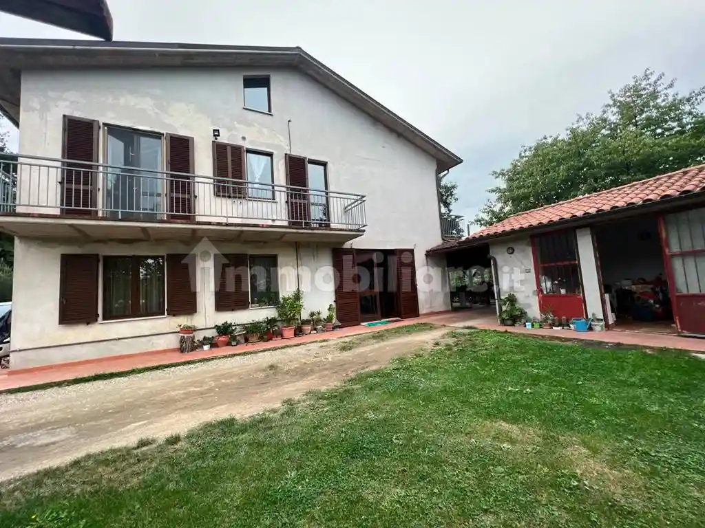 Casa indipendente in vendita a Sansepolcro