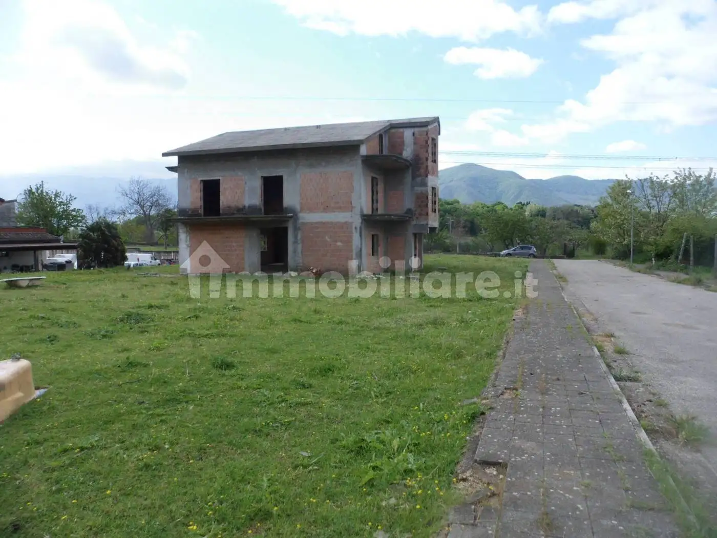 Villa unifamiliare via Pasquale Paola, Bucciano - foto 4