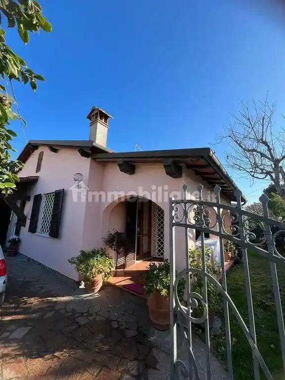 Villa in affitto a Forte dei Marmi