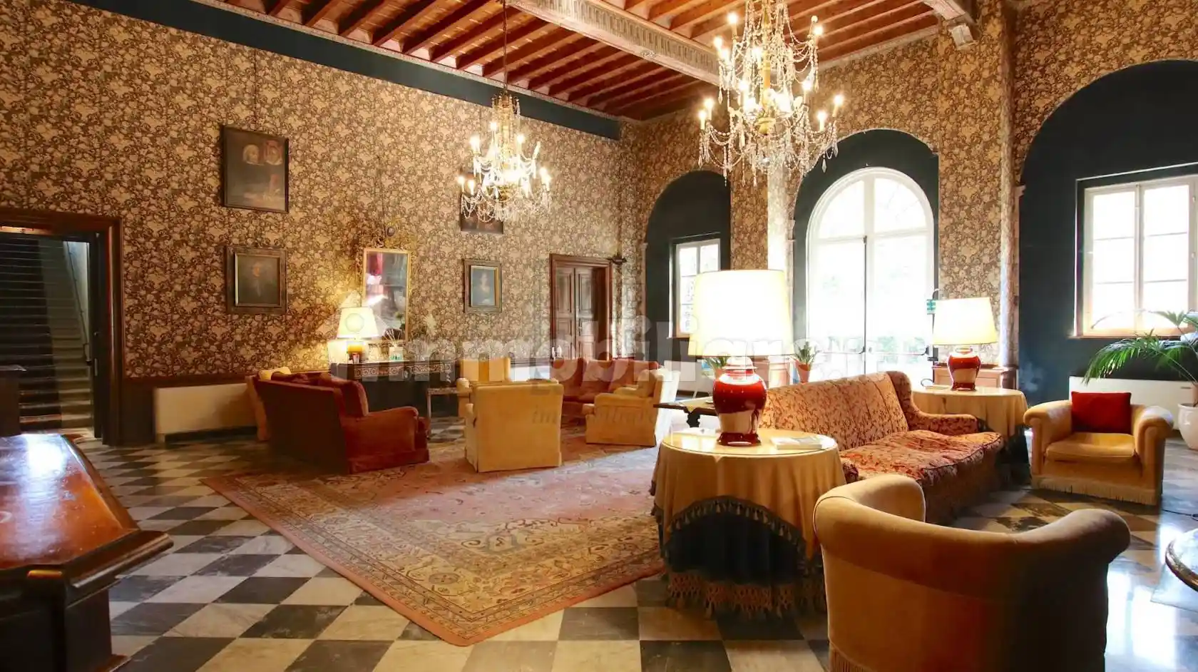 Villa in vendita a Lucca