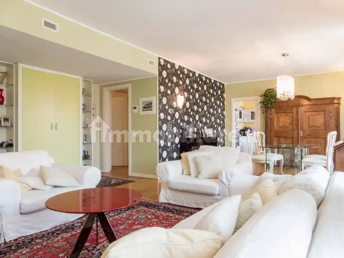 Appartamento in affitto a Villasanta