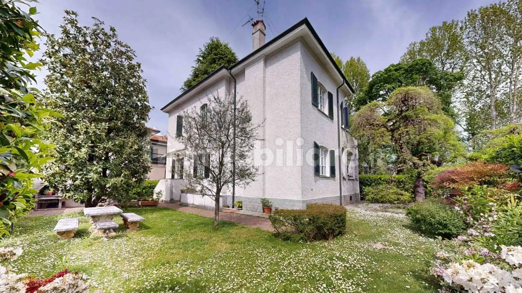Villa in vendita a Cusano Milanino