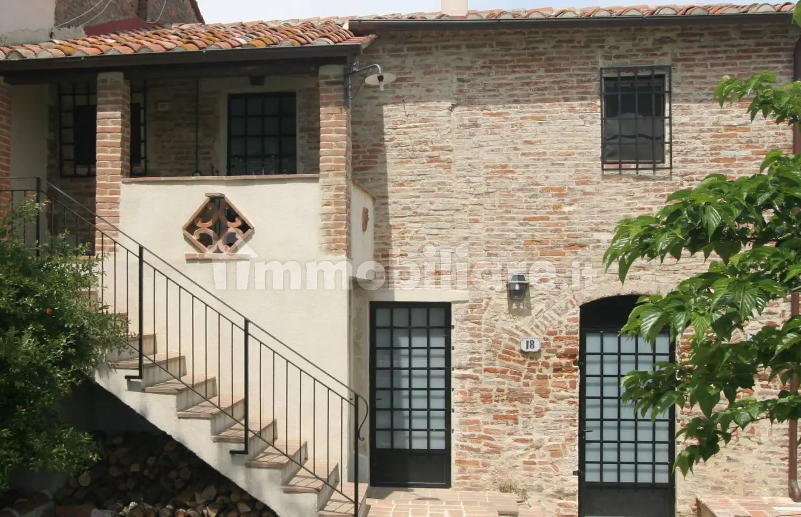 Rustico - Casale in vendita a Castiglione del Lago