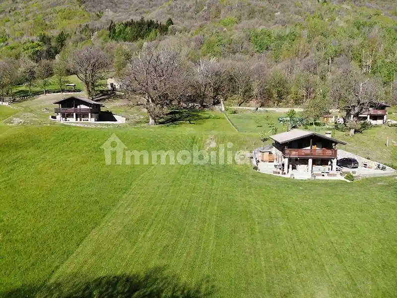 Villa in vendita a Sellero